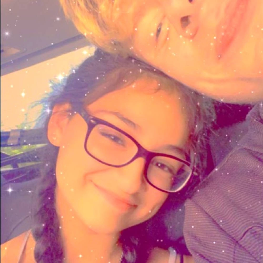 Meet your Posher, Ayiana